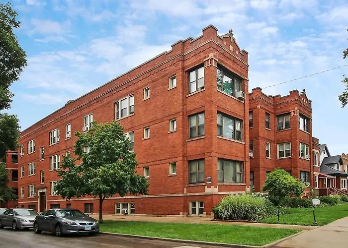 Chic & Fully Furnished 2br - Roscoe 1 *